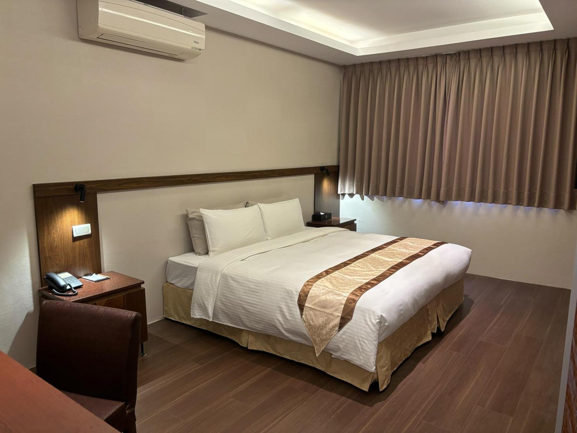 Yuhao Hotel - Hsinchu Branch Екстер'єр фото