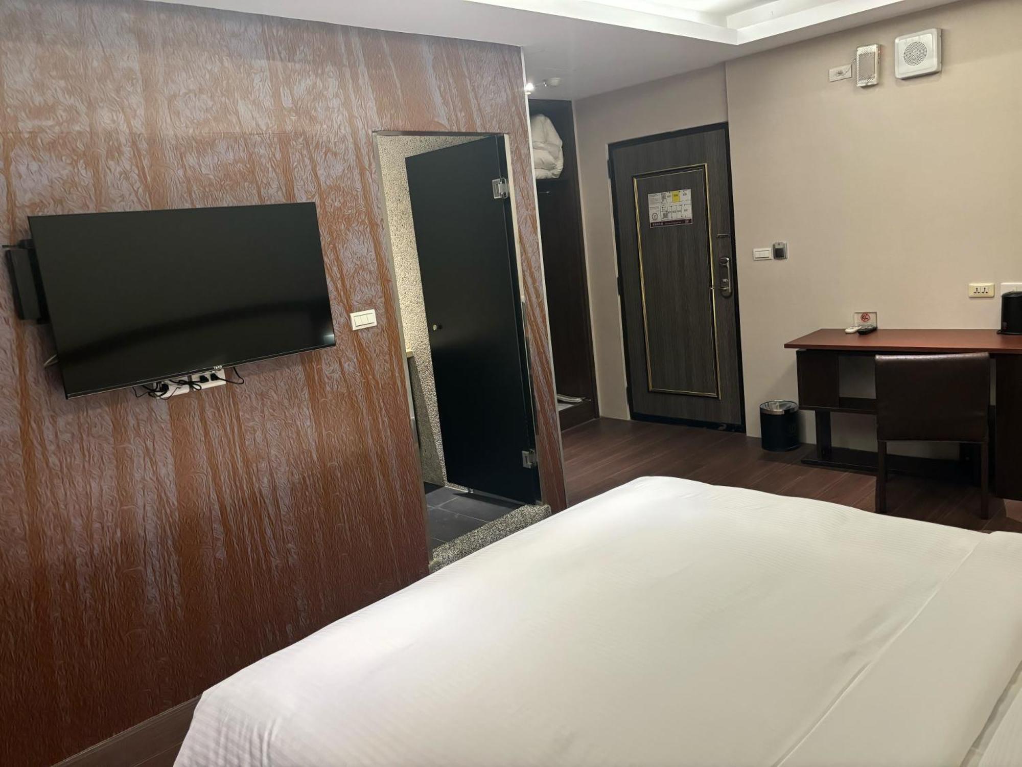 Yuhao Hotel - Hsinchu Branch Екстер'єр фото