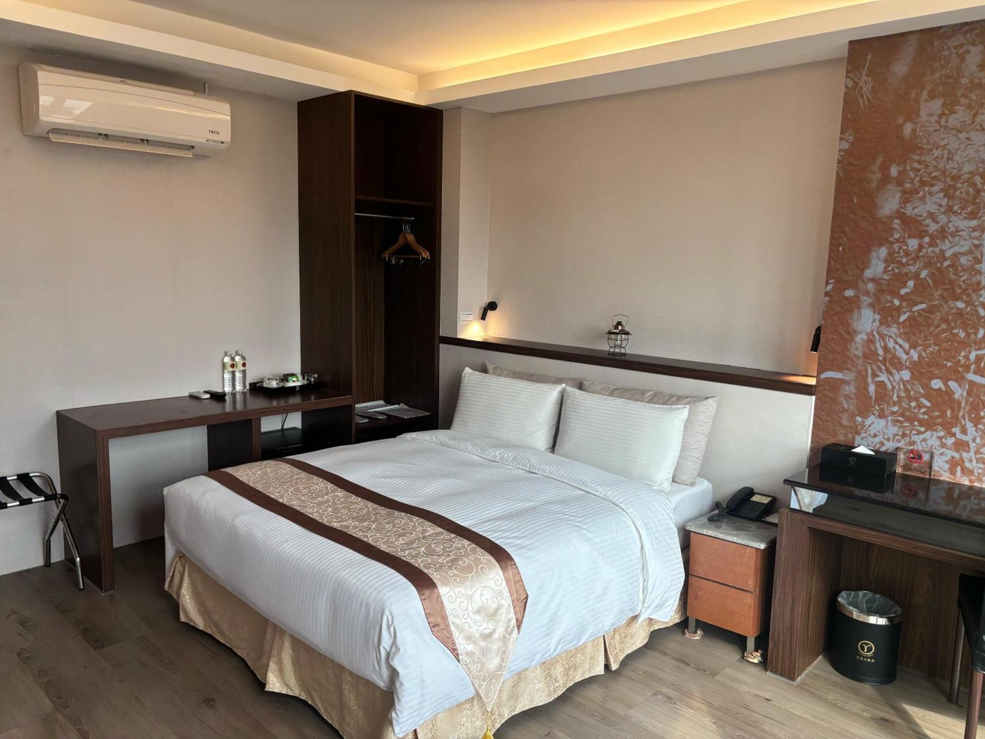 Yuhao Hotel - Hsinchu Branch Екстер'єр фото