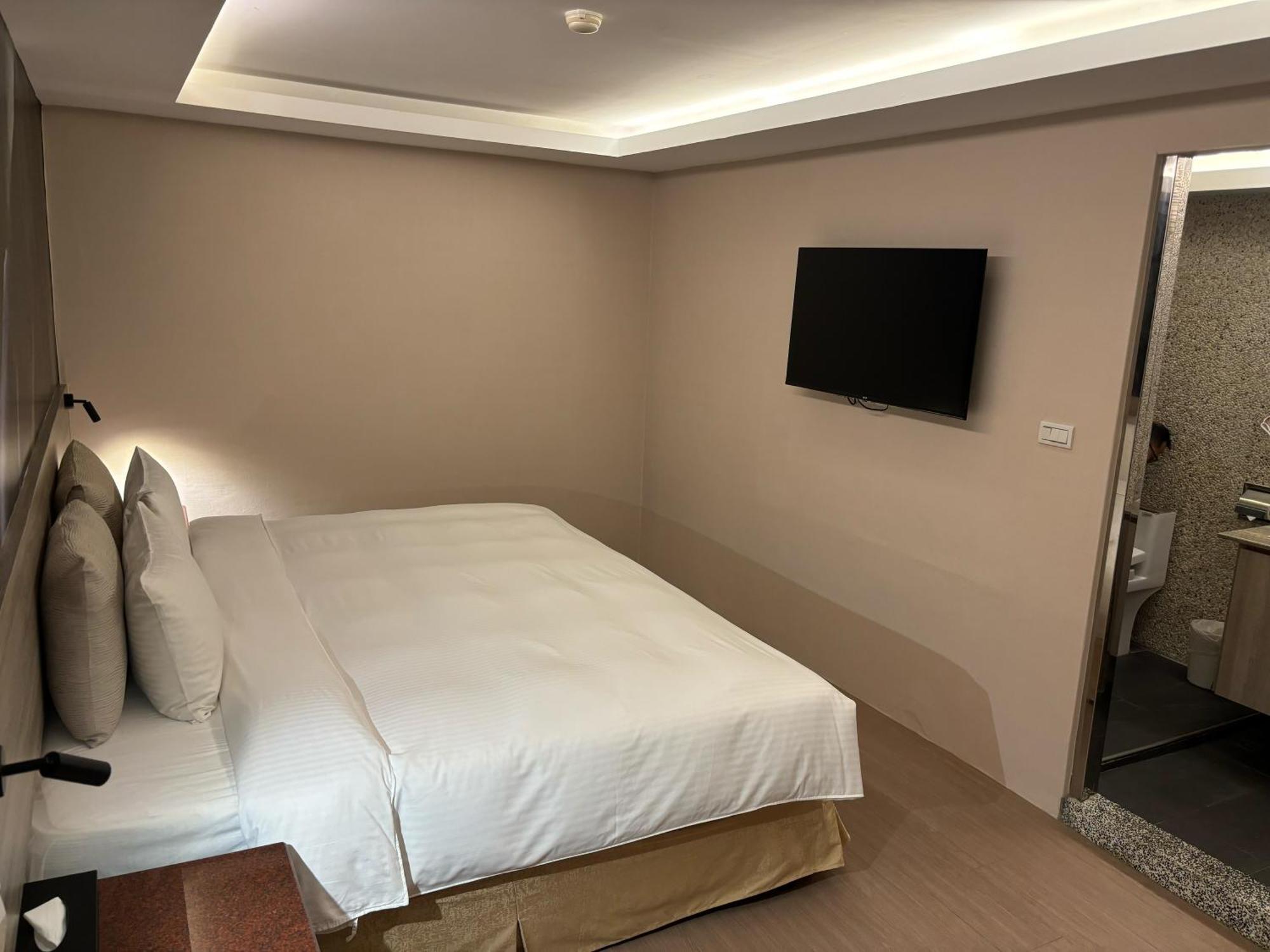 Yuhao Hotel - Hsinchu Branch Екстер'єр фото