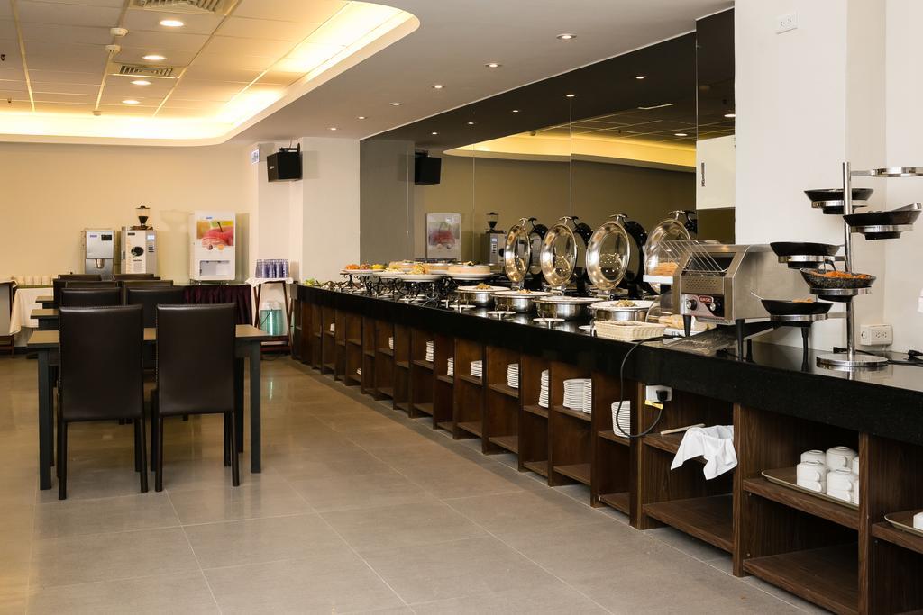Yuhao Hotel - Hsinchu Branch Екстер'єр фото