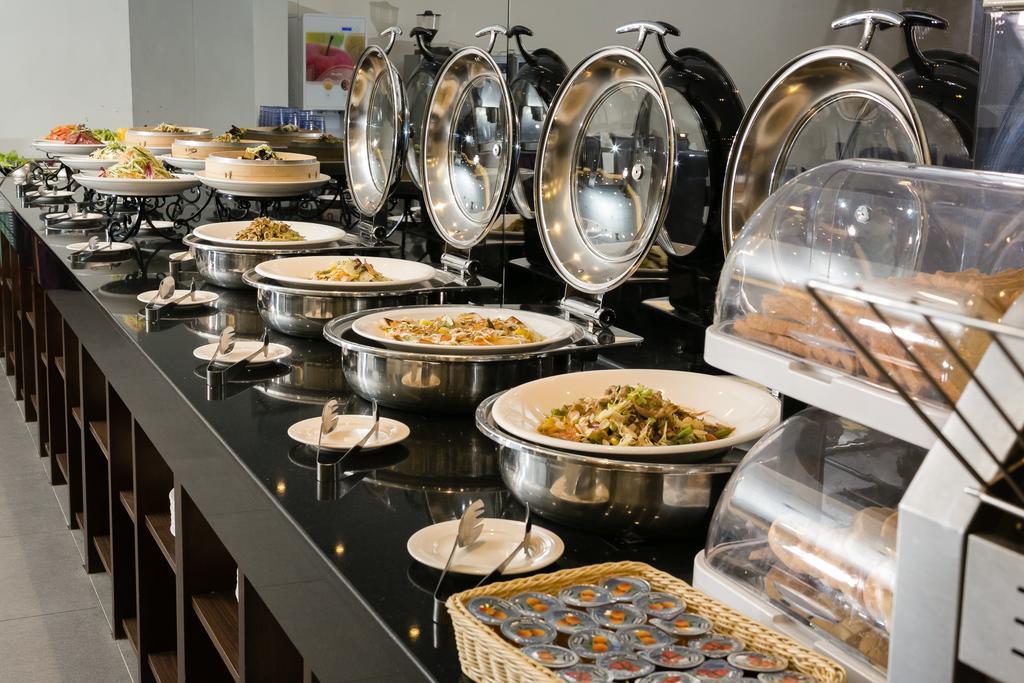 Yuhao Hotel - Hsinchu Branch Екстер'єр фото