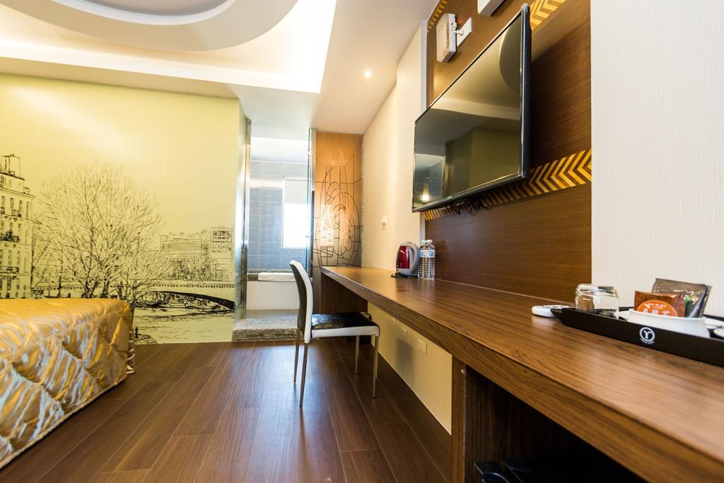 Yuhao Hotel - Hsinchu Branch Екстер'єр фото