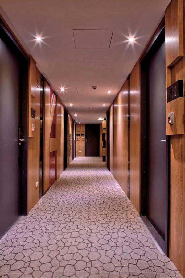 Yuhao Hotel - Hsinchu Branch Екстер'єр фото
